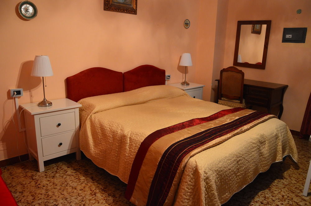 B&B La Terrazza Sul Mare Avola Exterior photo